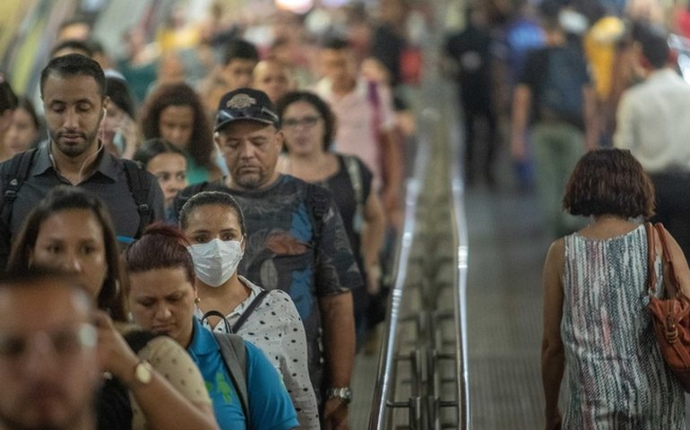 Bahia e Piauí retomam obrigatoriedade do uso de máscara; entenda os decretos