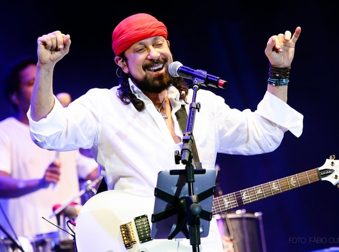 Luan Santana, Bell Marques e Jonas Esticado agitam o Tamandaré Fest