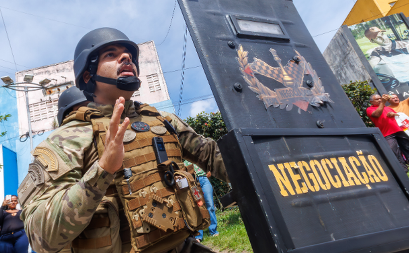 Simulações de assalto e sequestro mobilizam forças de segurança em Arapiraca