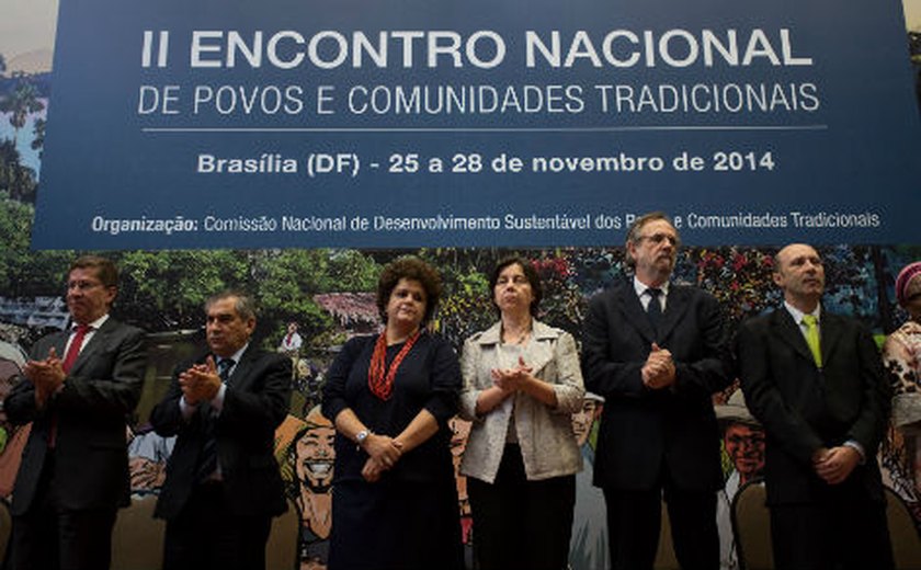 Carvalho: Dilma valoriza o diálogo com o povo e o combate à corrupção