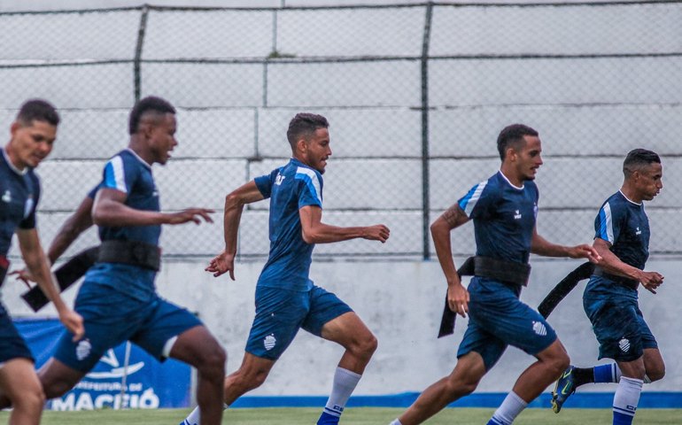 CSA se reapresenta após derrota para o Internacional