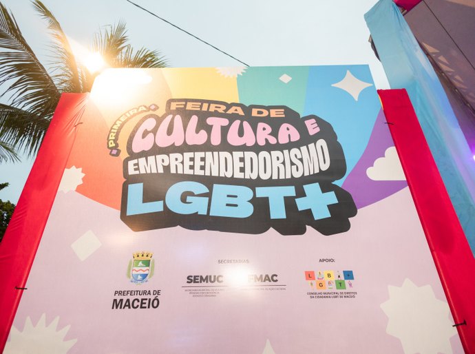 Maceió realiza 2ª Feira de Cultura e Empreendedorismo LGBT+ com arte, afeto e resistência