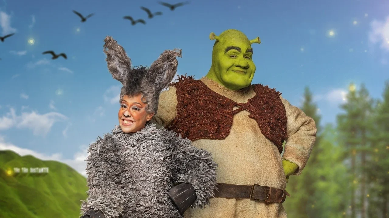 Em quanto tempo Tiago Abravanel deixa de ser Shrek? Veja o desafio do ator