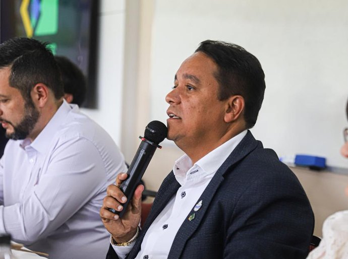 Vice-presidente do Conasems diz que Curso de Aperfeiçoamento do Cuidado na APS pode capacitar até 2 milhões de trabalhadores do SUS