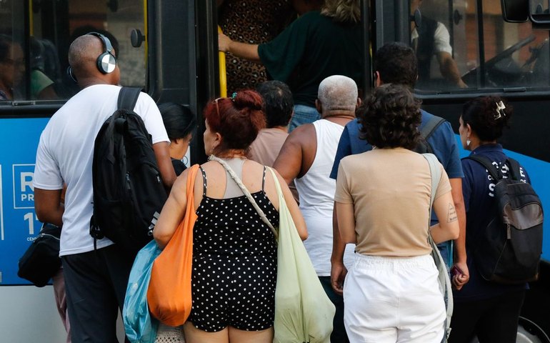 Passagem de ônibus no Rio subirá de R$ 4,30 para R$ 4,70