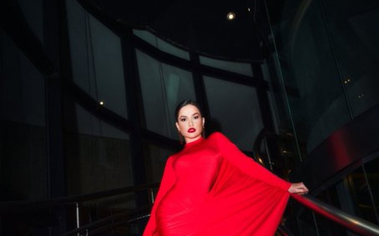 Juliette homenageia Marília Mendonça em apresentação no Teleton 2022