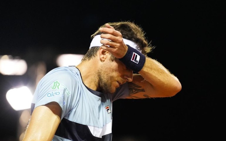 Demoliner é eliminado em Halle e Luisa Stefani tem jogo adiado em Berlim