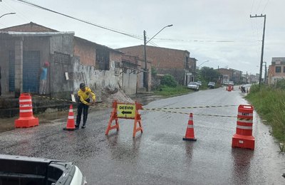 SMTT de Penedo interdita trecho da Rodovia Mário Freire Leahy