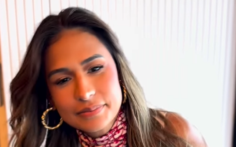 Simone Mendes passa por novo procedimento estético