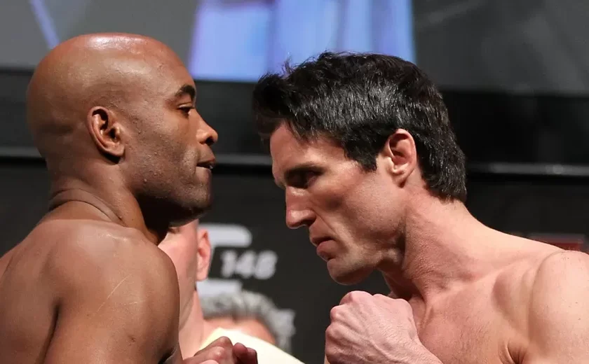 Anderson Silva e Sonnen não empolgam no ringue, mas despedida da lenda do MMA emociona público