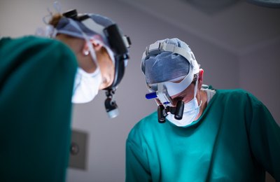 Principal causa de cegueira no mundo pode ser evitada com cirurgia