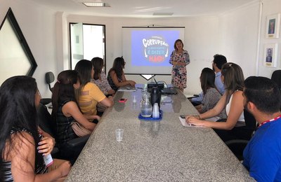 CGE apresenta projeto de Combate à Corrupção aos estudantes de Ciências Contábeis