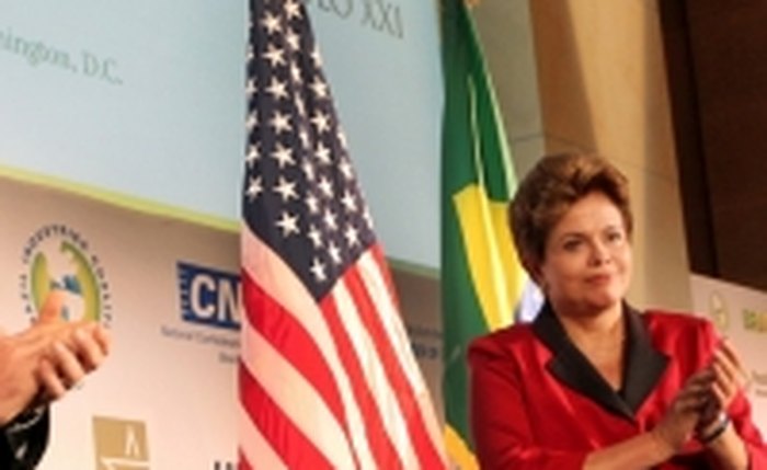 Classe média brasileira chegará a 60% da população em 2018, diz Dilma nos Estados Unidos