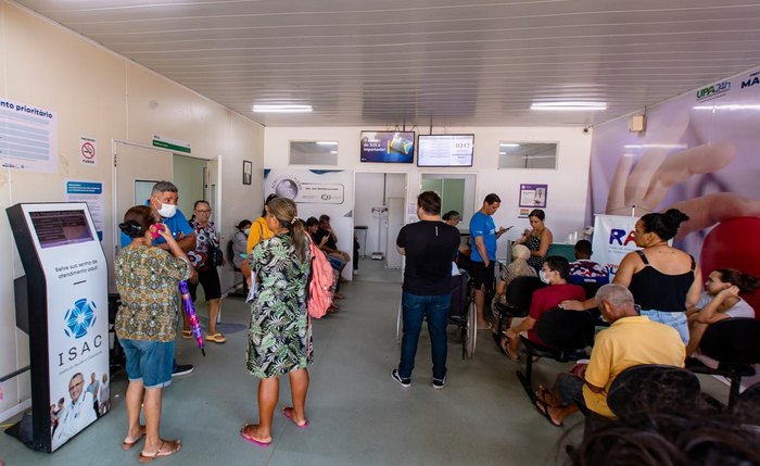 Aumento nos atendimentos ocorre, em parte, pelo período chuvoso, que provoca maior incidência de casos de síndromes gripais Aumento nos atendimentos ocorre, em parte, pelo período chuvoso, que provoca maior incidência de casos de síndromes gripais