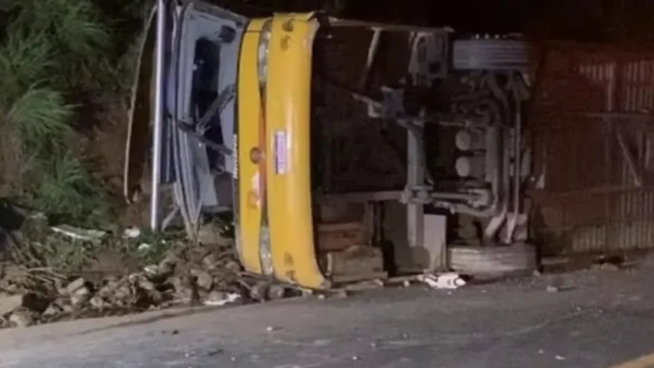 Mãe e bebê de Delmiro Gouveia estão entre vítimas de acidente com ônibus em Minas Gerais