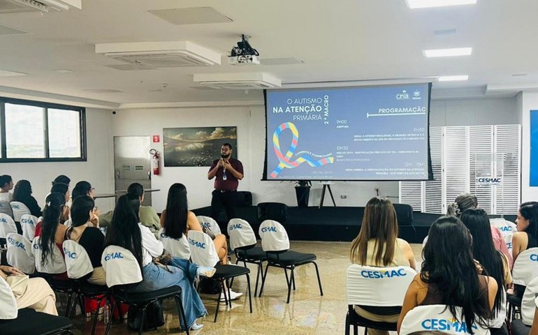 Sesau realiza seminário sobre autismo e cuidado na Atenção Primária para profissionais da II Macrorregião