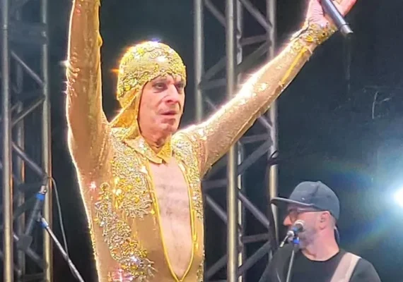'Homem com H' terá sessão especial gratuita em SP com Jesuíta Barbosa e Esmir Filho