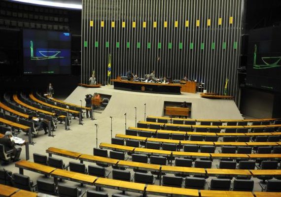 Câmara debate regime geral da Previdência com centrais sindicais