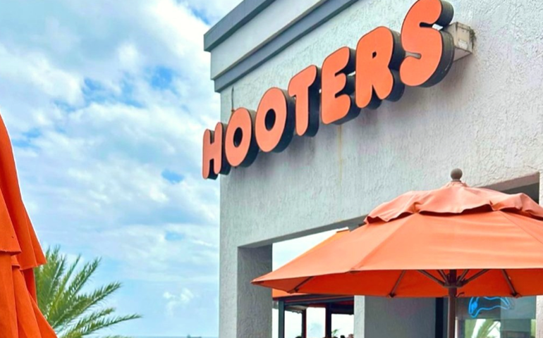 Hooters entra com pedido de falência nos EUA e planeja vender restaurantes