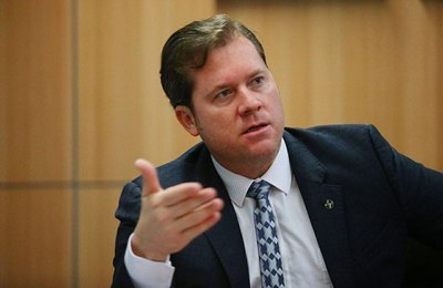 Marx Beltrão apresenta projetos e ouve demandas de prefeitos 