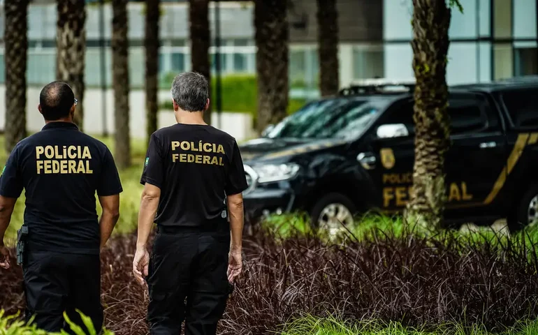 PF aponta comunicação prévia sobre operação e cita mensagens a gabinete de desembargador preso