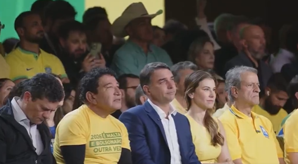 Flávio Bolsonaro durante Convenção Nacional do PL neste sábado (25) / Foto: reprodução