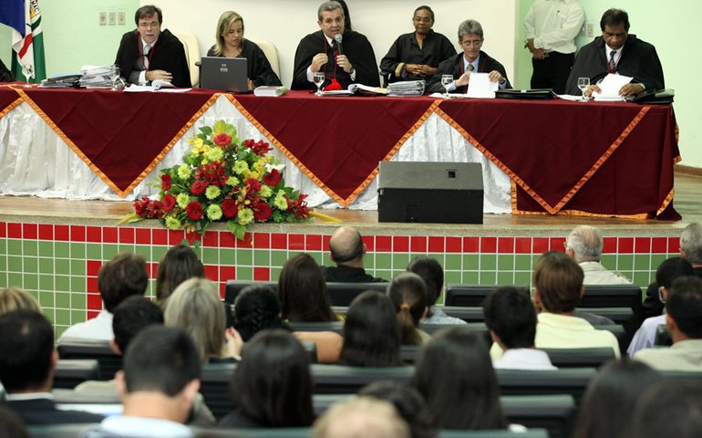 1ª Câmara Cível realiza sessão em Faculdade nesta quarta
