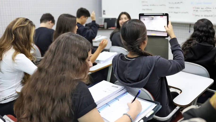 Pé-de-Meia 2026: nascidos em março e abril recebem parcela nesta terça