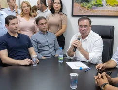 Prefeito Luciano garante pavimentação de mais dois bairros 