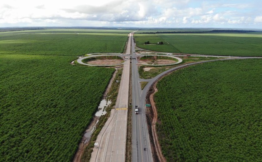 Governo de Alagoas inicia obras da duplicação AL-101 Norte