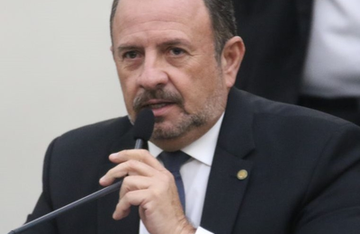 Aprovado projeto que prevê vacinação domiciliar para pessoas com TEA