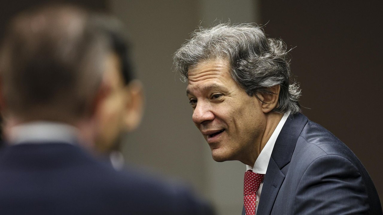 Governo deve liberar bilhões em emendas se quiser aprovar pacote fiscal nesta semana, diz analista