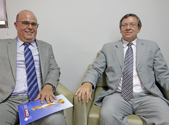 Slum divulga agenda semanal dos serviços de limpeza em bairros