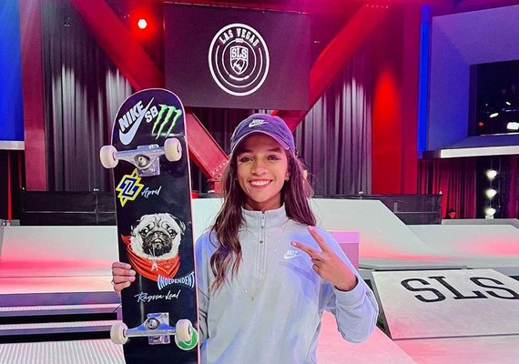 Rayssa Leal fatura título na etapa Las Vegas da Liga Mundial de skate