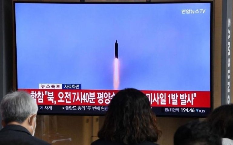 Coreia do Norte dispara mísseis após exercícios militares de Seul e EUA