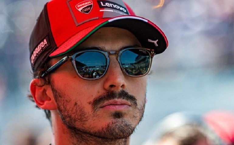 Líder da temporada, Bagnaia crava a pole com tempo recorde na etapa da Itália da MotoGP