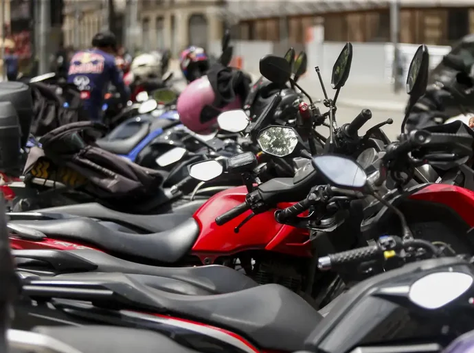 Presidente sanciona Lei que garante continuidade do Move Brasil para motoristas e entregadores