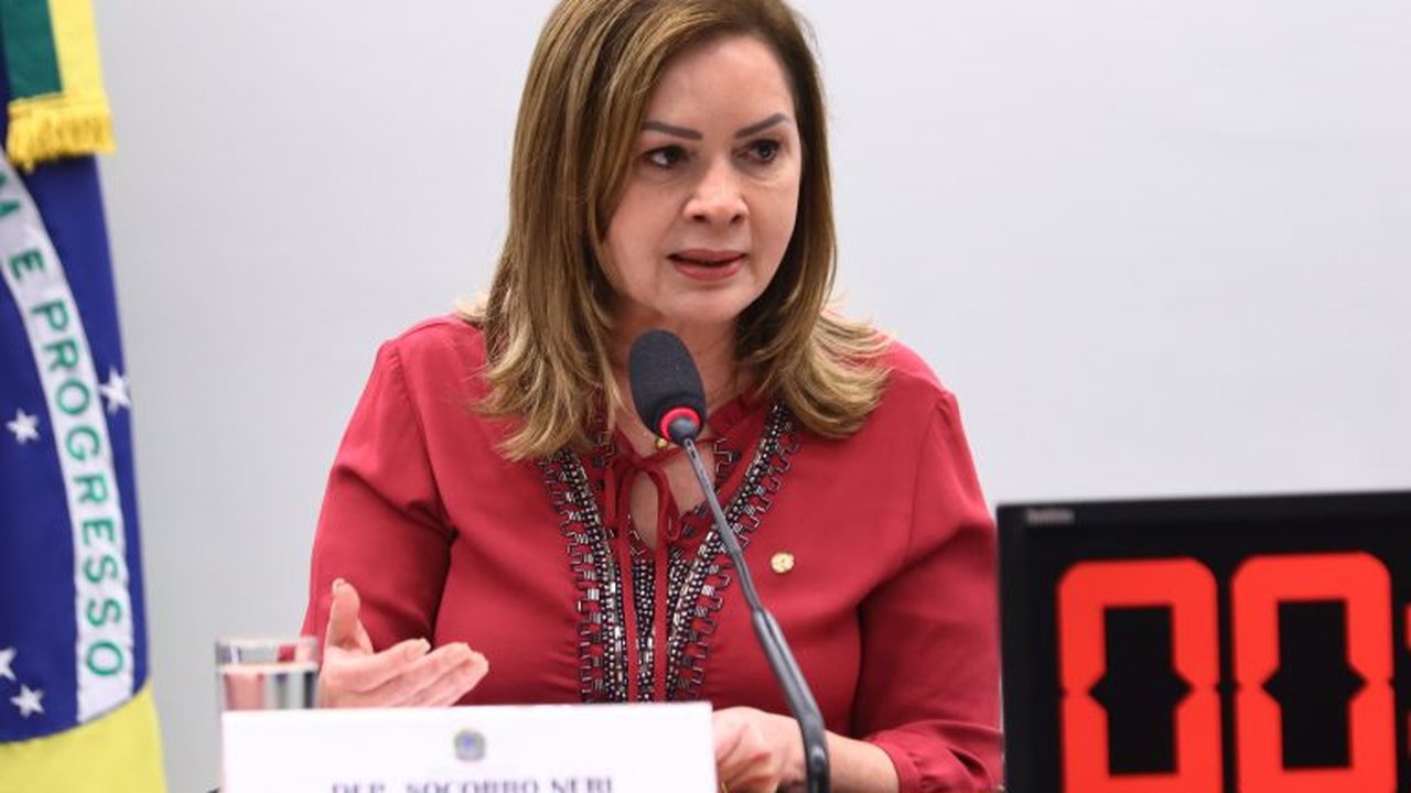 Para debatedores, ensino público de qualidade passa pela articulação entre União, estados e municípios