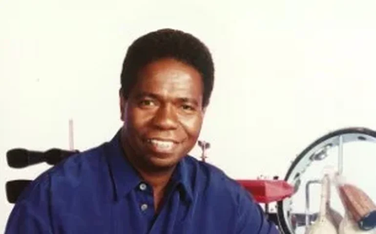 Conheça músico brasileiro que Michael Jackson considerava 'o maior percussionista do mundo' e vai ganhar estrela na calçada da fama