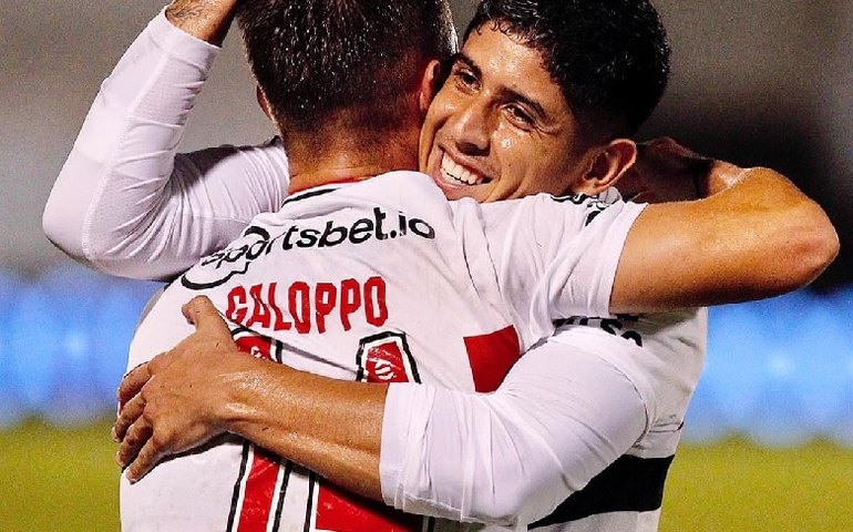 David abre caminho e São Paulo busca virada com um a menos na casa da Ferroviária