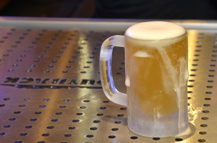 Outback oferece chope de cortesia para quem fizer “esquenta” para Farra Vip