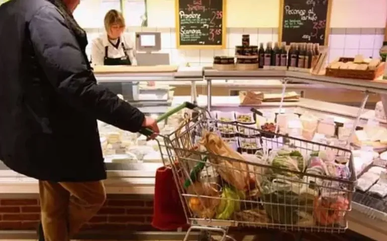 Vendas no varejo da Alemanha recuam 2% em março e frustram expectativas