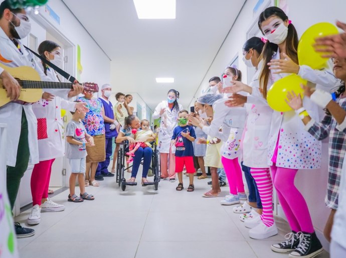 Sorriso de Plantão celebra aniversário com reconhecimento e novas publicações