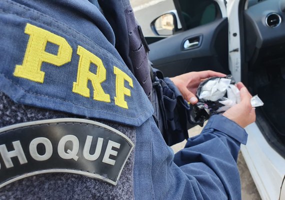 Três pessoas são presas pela PRF por tráfico de drogas em São Miguel dos Campos/AL