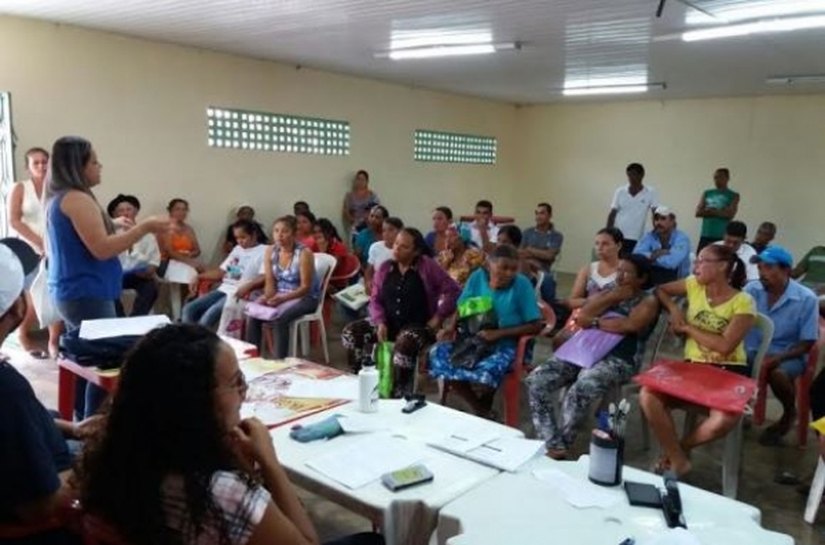 Emater realiza mutirão de atendimento a agricultores de Santana do Ipanema
