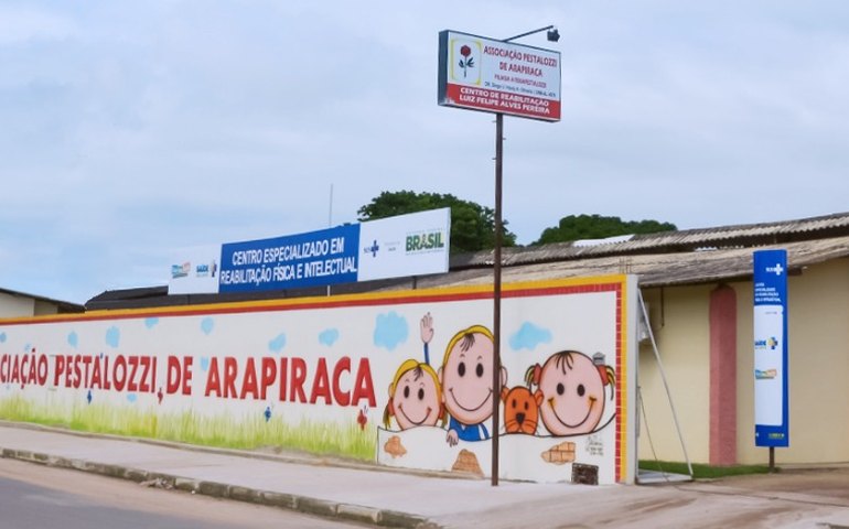 Pestalozzi Arapiraca investe em capacitação para profissionais