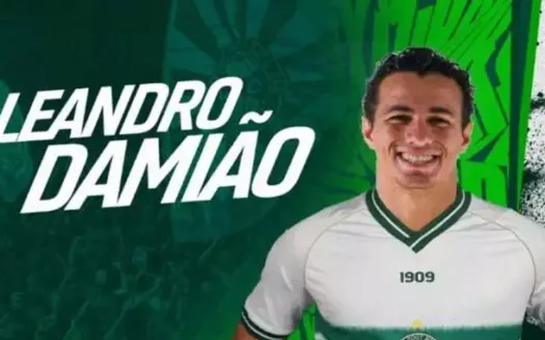 Leandro Damião assina contrato em definitivo e faz primeiro treino no Coritiba