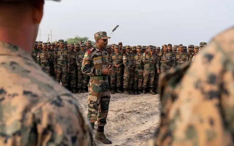 'Intenso combate': forças indianas enfrentam rebeldes armados na Caxemira