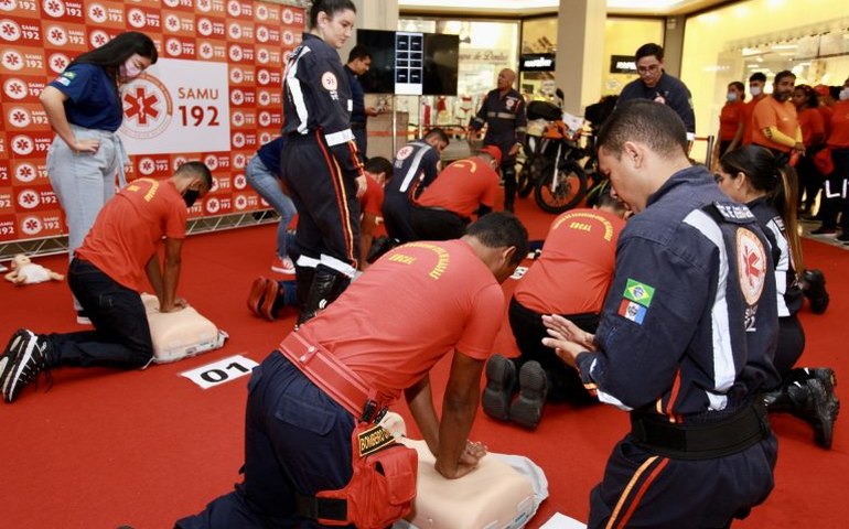 Iniciativa ensinou procedimentos básicos de Reanimação Cardiopulmonar (RCP)