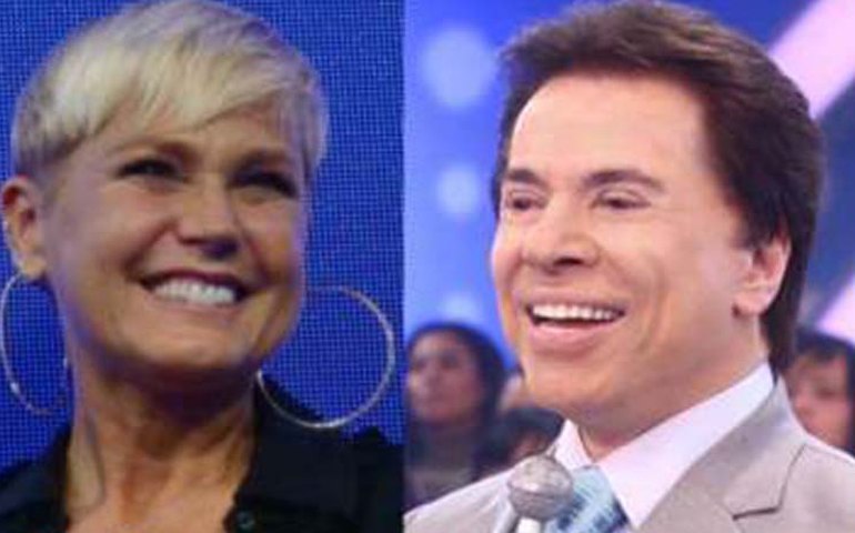 Xuxa posta foto andando de ônibus com namorado